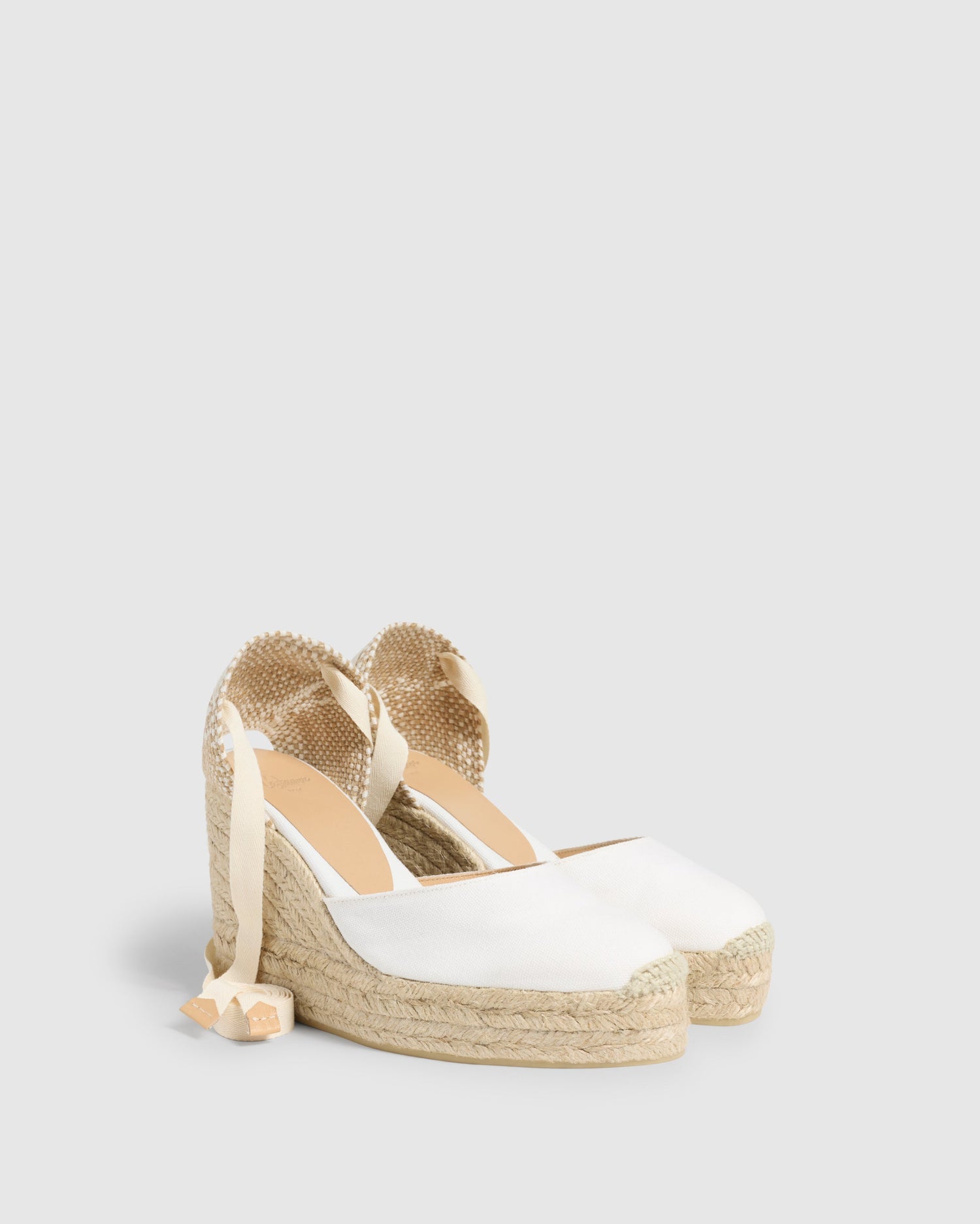 CARINA/8ED/001