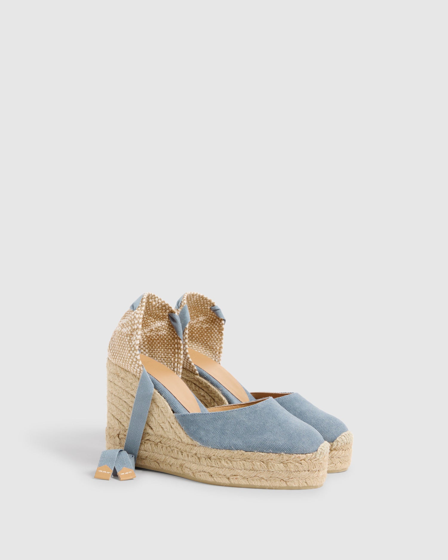 CARINA/8ED/002